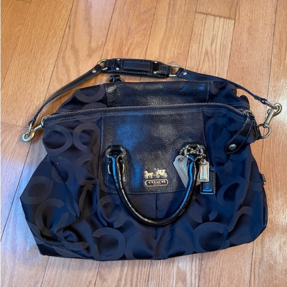 Coach bag - Picture 2 of 4